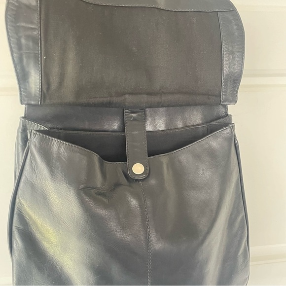 Kenneth Cole New York Black Shoulder Women Bag - Picture 8 of 16